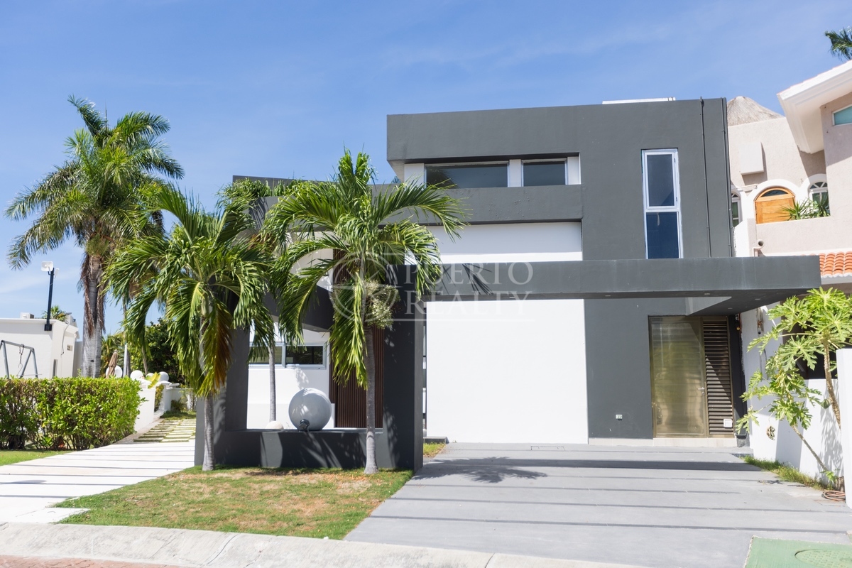 Isla Dorada, Cancun Zona Hotelera