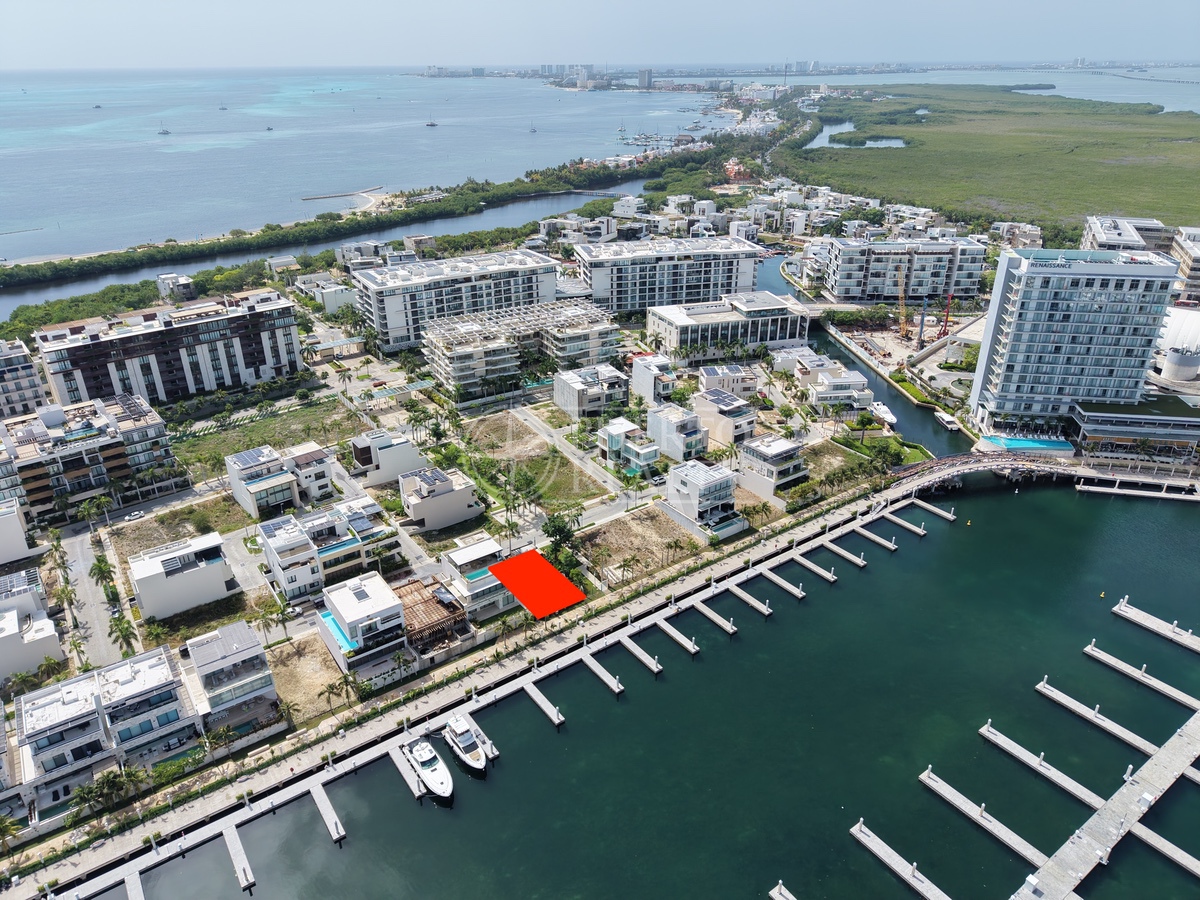 La Marina, Puerto Cancun