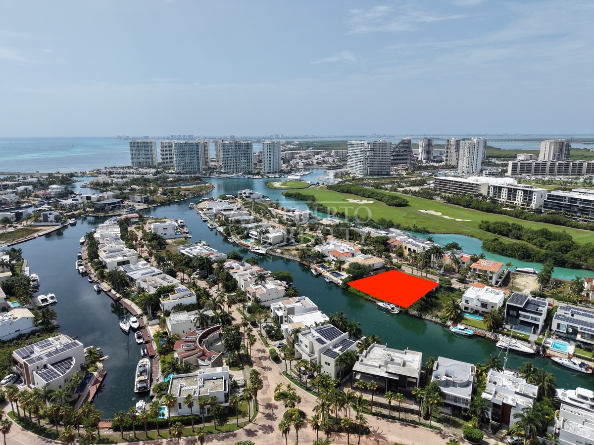 Los Canales, Puerto Cancun