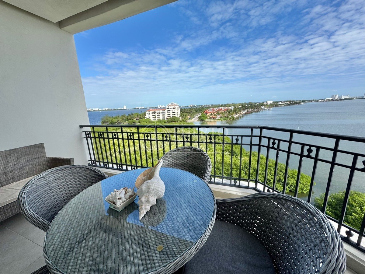 Isla Dorada, Cancun Zona Hotelera