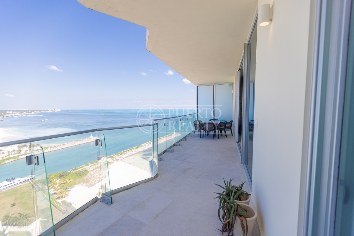 SLS Cancun, Puerto Cancun