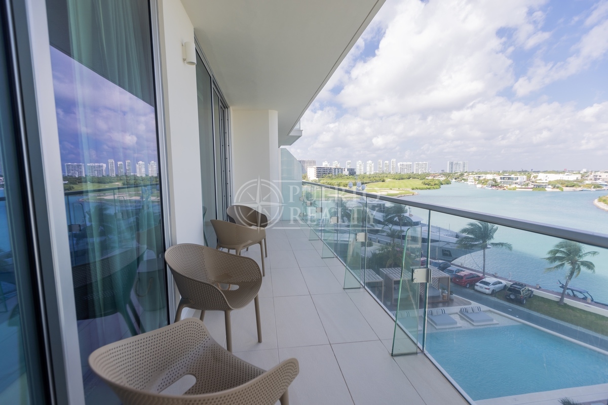 SLS Marina Beach, Puerto Cancun